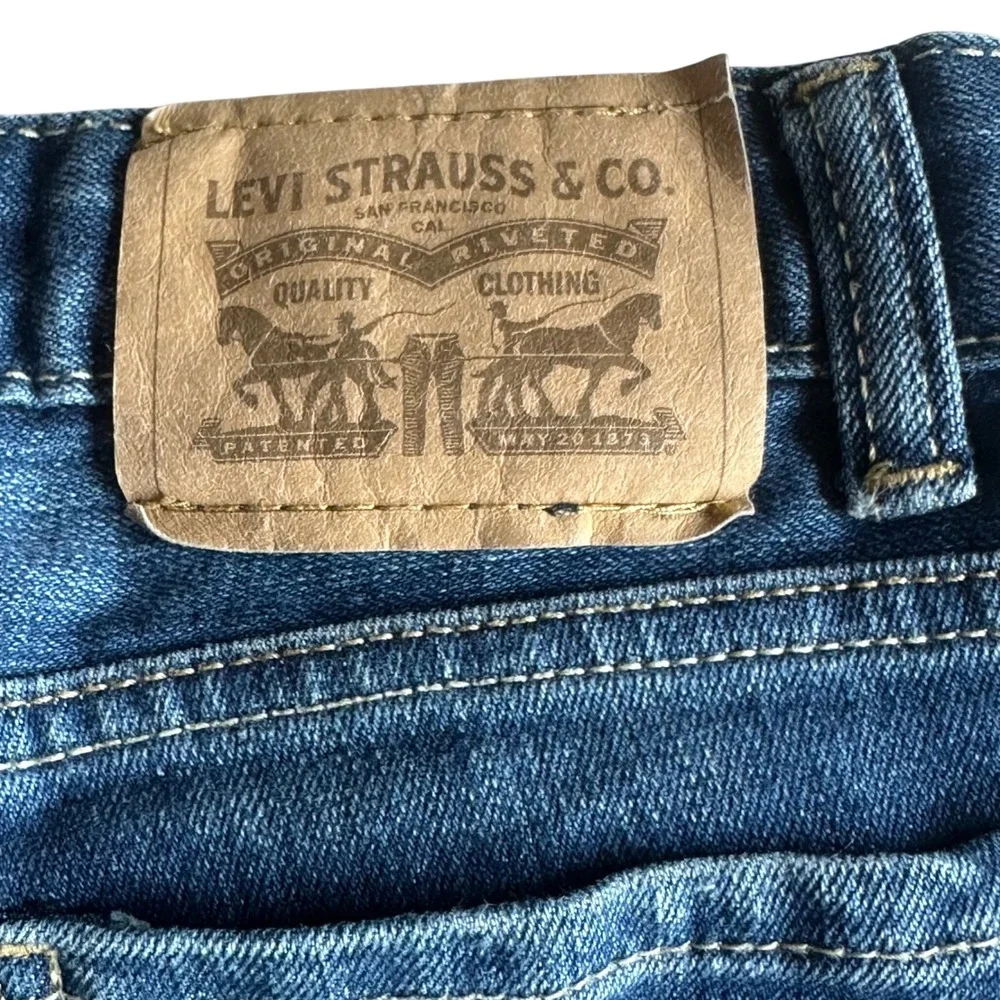Levi's Girl's Blue Jean's, Size 7R‎ Adjustable Waist, Zip, Skinny, Medium Wash